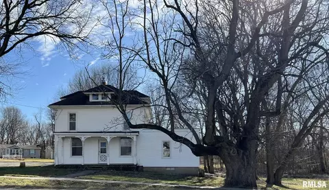 312 E Gale St, Williamsfield, IL 61489