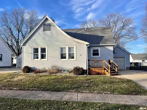 223 E South St, Geneseo, IL 61254