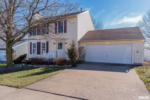 1417 W 49th St, Davenport, IA 52806