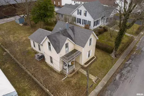 107 W Maple St, Cobden, IL 62920 photo 33