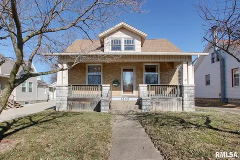 1233 Locust St, Quincy, IL 62301