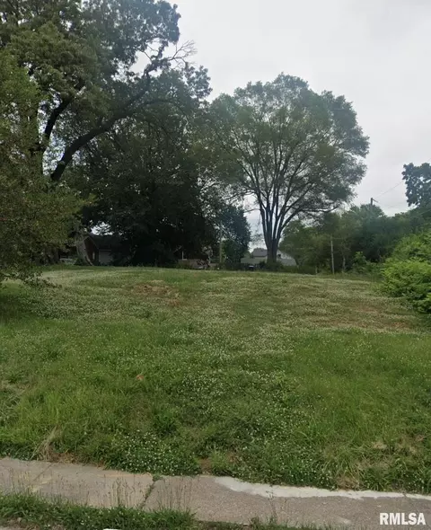 1125 Oneida Ave, Davenport, IA 52803