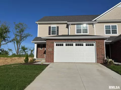 3862 Orchard Dr, Bettendorf, IA 52722