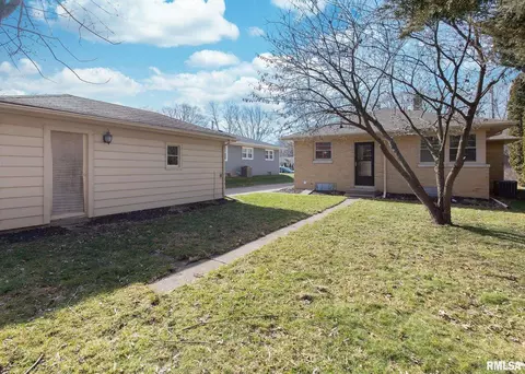 1702 35th St, Moline, IL 61265 photo 31
