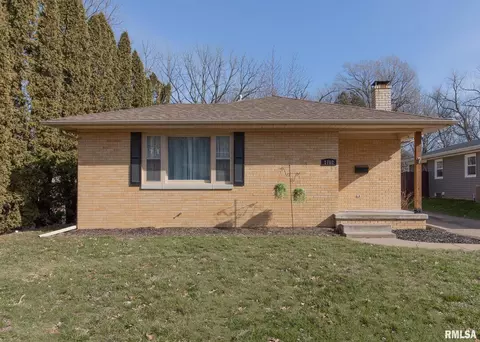 1702 35th St, Moline, IL 61265 photo 2