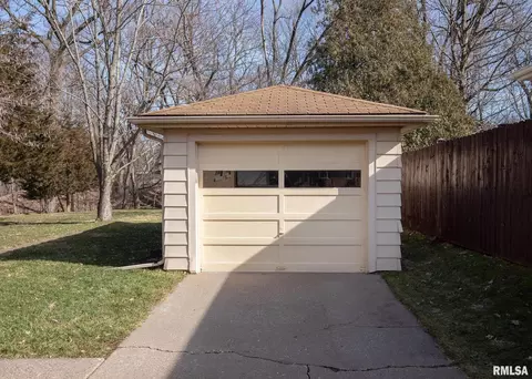 1702 35th St, Moline, IL 61265 photo 30