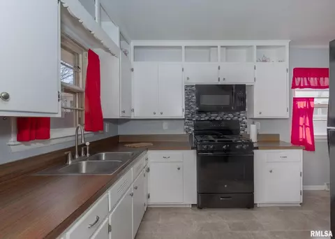 1702 35th St, Moline, IL 61265 photo 10