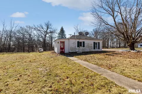 138 Us Hwy 150, Alpha, IL 61413 photo 3