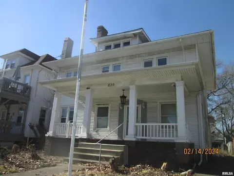839 S Walnut St, Springfield, IL 62704