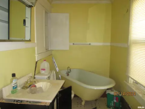 839 S Walnut St, Springfield, IL 62704 photo 16