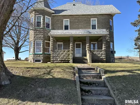 1737 Highway 136, Lost Nation, IA 52254