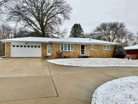 8902 Turkey Hollow Rd, Milan, IL 61264