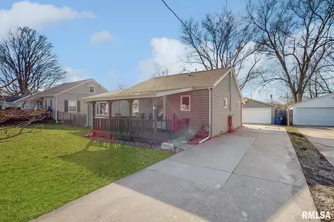 1225 49th St, Moline, IL 61265 photo 3
