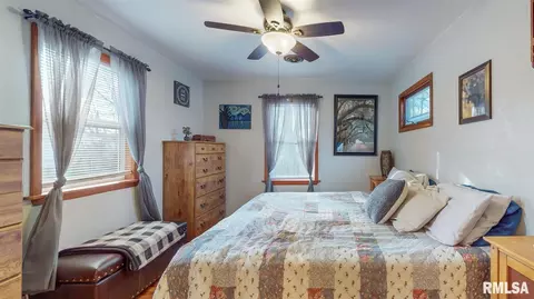 1225 49th St, Moline, IL 61265 photo 15