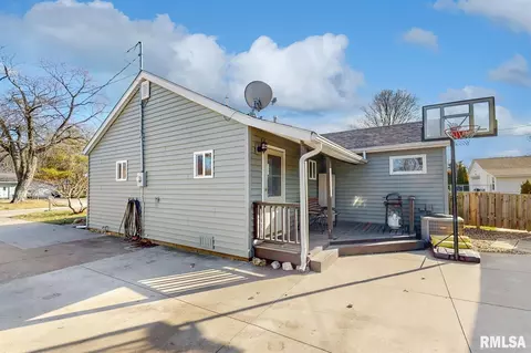1225 49th St, Moline, IL 61265 photo 21