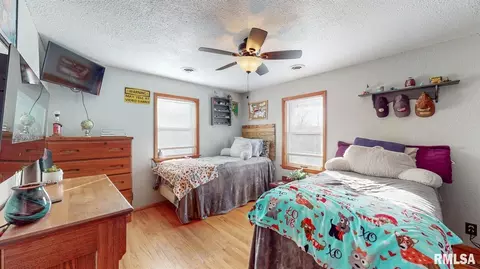 1225 49th St, Moline, IL 61265 photo 18