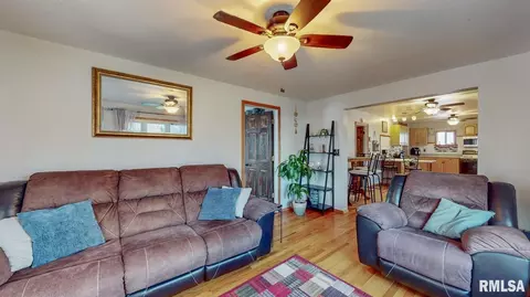 1225 49th St, Moline, IL 61265 photo 12
