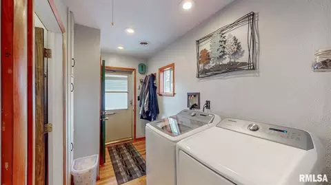 1225 49th St, Moline, IL 61265 photo 20
