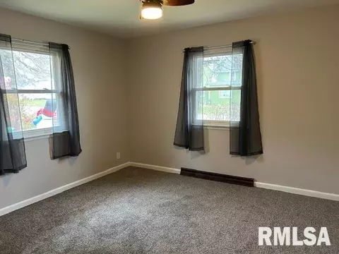 520 E High St, Morrison, IL 61270 photo 18