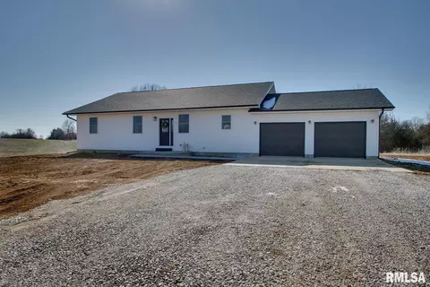 1150 N 1965th Ave, Mendon, IL 62351