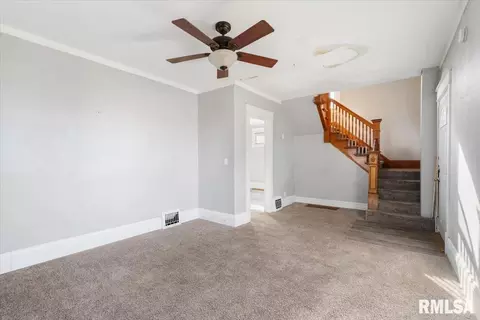 1104 3rd St, Moline, IL 61265 photo 40
