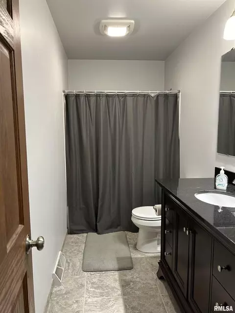 1609 14th St, Silvis, IL 61282 photo 16