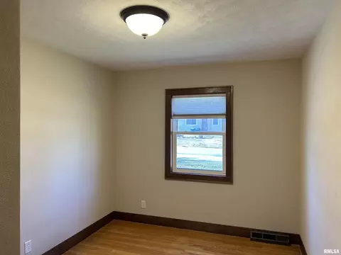1609 14th St, Silvis, IL 61282 photo 21