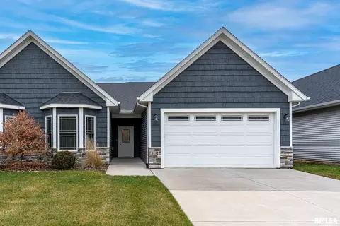 5152 Pandit Dr, Bettendorf, IA 52722