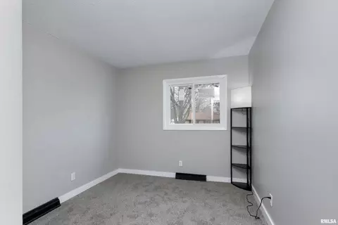 1517 12th St, Silvis, IL 61282 photo 18