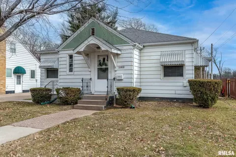 2304-2306 10th St, East Moline, IL 61244