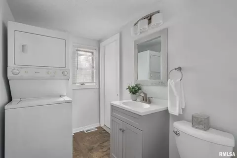 920 54th St #B, Moline, IL 61265 photo 13