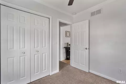 920 54th St #B, Moline, IL 61265 photo 15