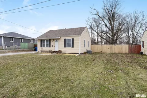 4006 26th St #A, Moline, IL 61265 photo 3