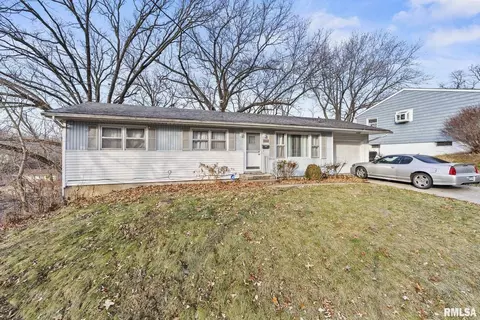 1432 Mound St, Davenport, IA 52803