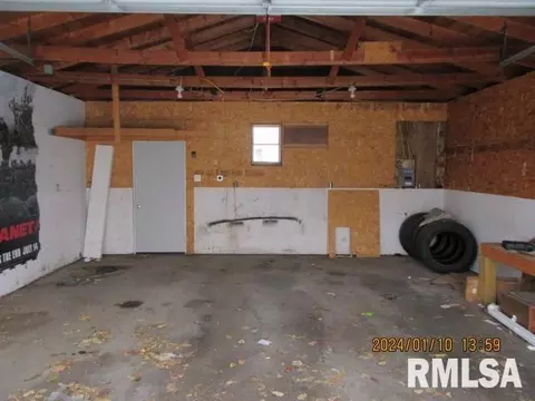 2427 5th Ave, Moline, IL 61265 photo 29