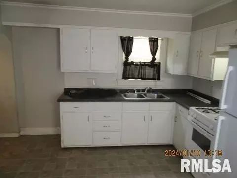 2427 5th Ave, Moline, IL 61265 photo 6