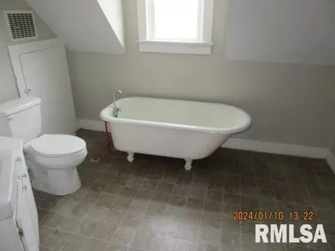 2427 5th Ave, Moline, IL 61265 photo 16