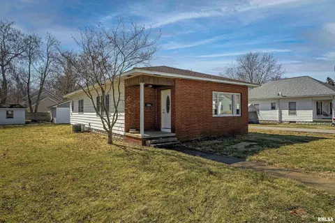 1301 E Parham St, Marion, IL 62959 photo 25