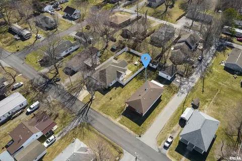1301 E Parham St, Marion, IL 62959 photo 19