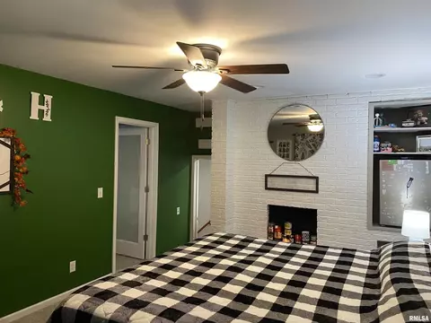 311 N Scandia St, Alpha, IL 61413 photo 9
