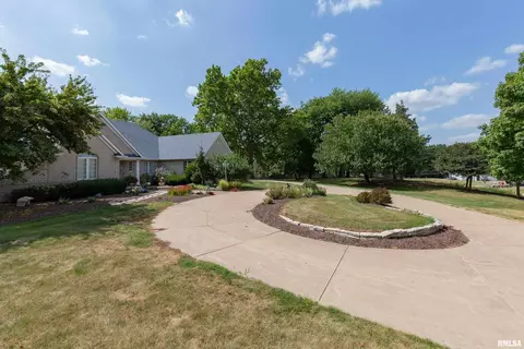 18677 270th St, Eldridge, IA 52748 photo 36