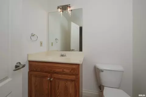 18677 270th St, Eldridge, IA 52748 photo 31