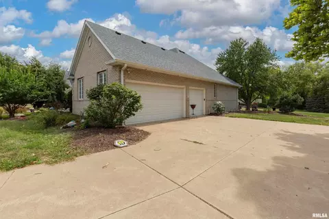 18677 270th St, Eldridge, IA 52748 photo 41