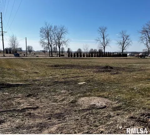 108 Creek Rd, Calamus, IA 52729