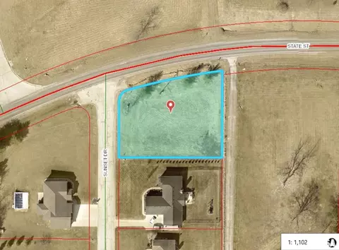 501 Sunset Dr, Quincy, IL 62305