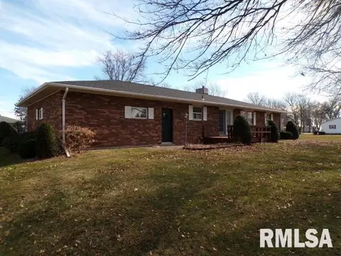110 S Yates St, Alpha, IL 61413 photo 5