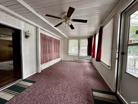 817 Bramlet St, Eldorado, IL 62930 photo 17