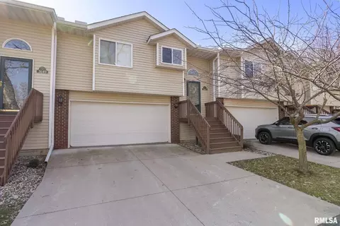 3647 Kennedy Dr, East Moline, IL 61244