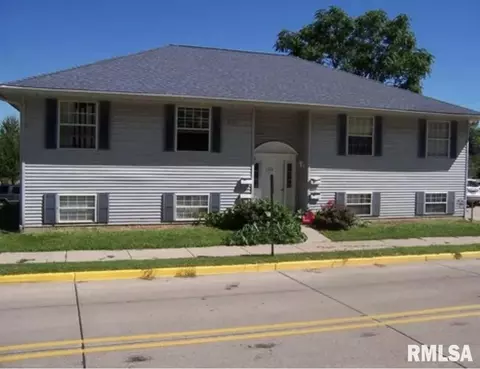 1113 2nd Ave, Silvis, IL 61282