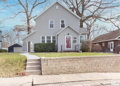 1024 20th Ave, East Moline, IL 61244
